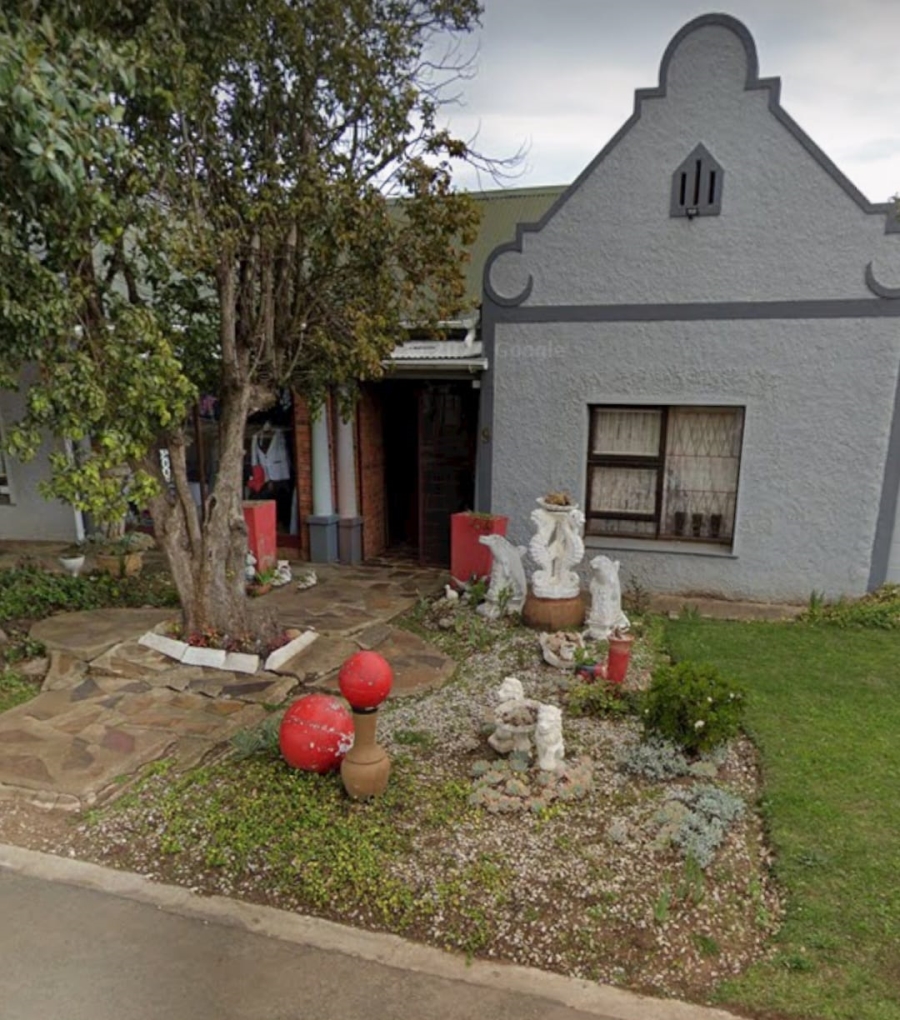 Commercial Property for Sale in Kareedouw Eastern Cape